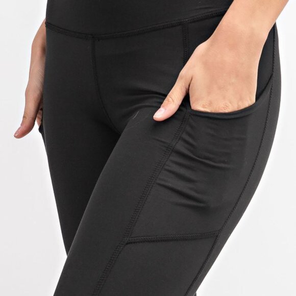 Wide Waisted Capri Yoga Pants, Tummy Control Workout Side Pocket Capri Leggings - Picture 9 of 14